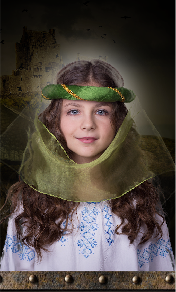 3710/3 MEDIEVAL TIARA GREEN CHILD