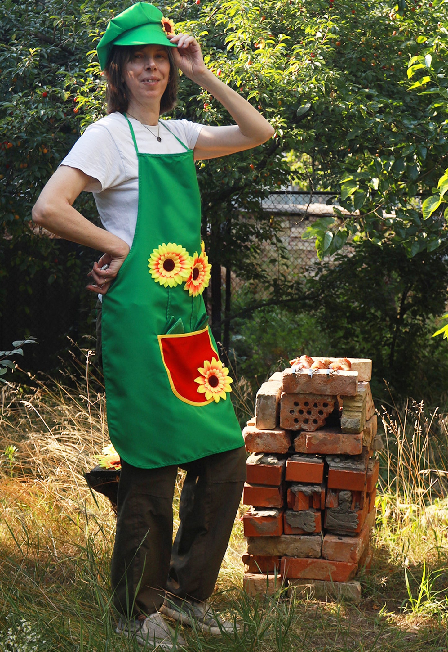 2520 SUNFLOWER APRON